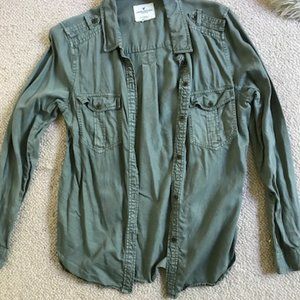 American Eagle Women's Collard Button Down Shirt